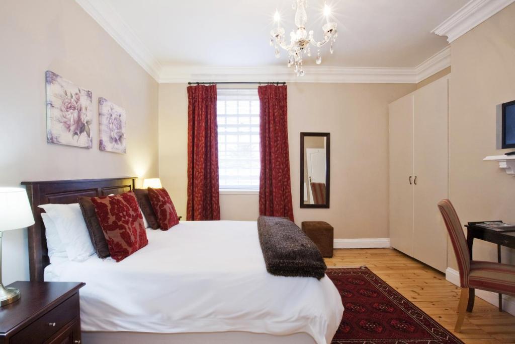 Capeblue Manor House Hotel Muizenberg Bilik gambar